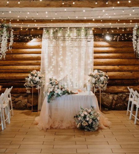 Pulmapeo dekoratsioonid peosaalis