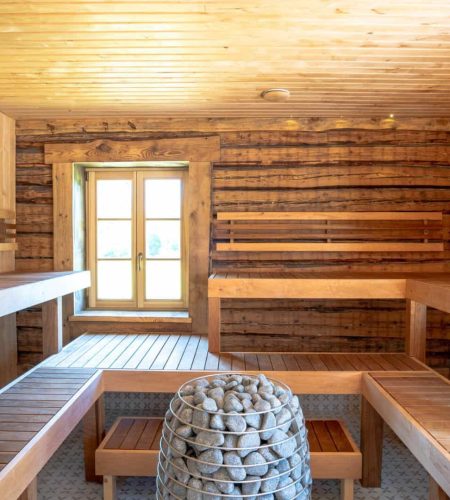 Rehetalu sauna leiliruum
